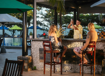 Pool Bar